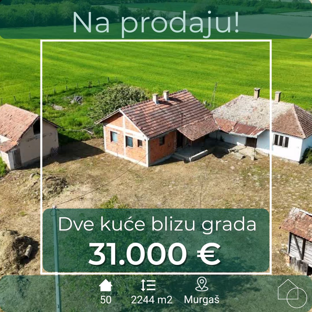 Dve kuće blizu grada
