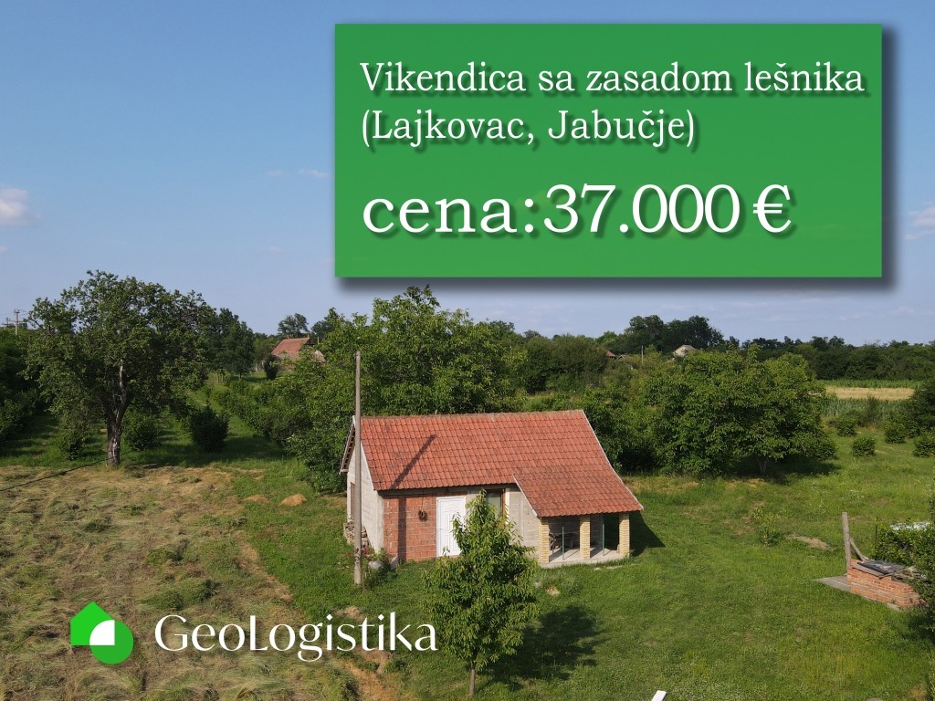 Vikendica sa zasadom lešnika